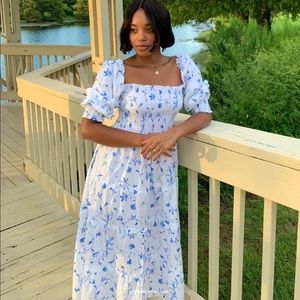 Hill house home, Nesli nap dress in Botanical print-NWT